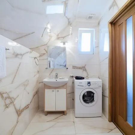 Sweethome Free Parking Mountain View *