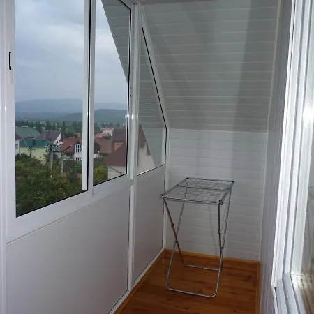 Sweethome Free Parking Mountain View Úzhgorod